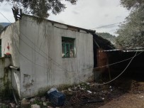 AHMET YıLDıZ - Kore Gazisinin Evi Yandı