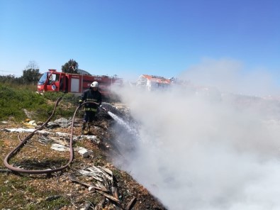 Manavgat'ta Çöplük Alanda Yangın