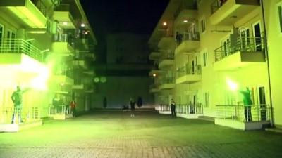 Sakaryaspor Taraftarlarından Sağlık Çalışanlarına Meşaleli Destek