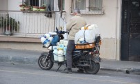 SÜT ÜRETİCİSİ - Aydın'da Vatandaşlar Doğal Süte Yöneldi