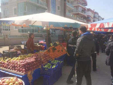 Erdek Pazarında 'Korana' Sessizliği