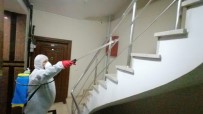 DEZENFEKSİYON - Eyüpsultan'daki Apartmanlar Tek Tek Dezenfekte Edildi