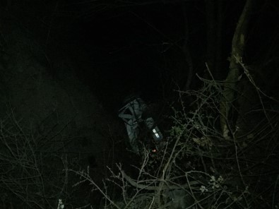 Otomobil Şarampolden Aşağı Uçtu 6 Yaralı