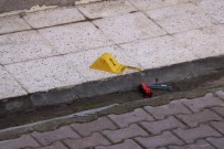 KARAKAYA - Oyuncağının Peşinden Giderek 2 Kattan Düşen Çocuk Hayatını Kaybetti