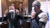 İyidere Belediyesi Rize Bezinden Yaptırdığı Maskeleri Ücretsiz Dağıtıyor