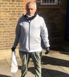 JOSE MOURİNHO - Mourinho, Kimsesizlerin Yardımına Koşuyor