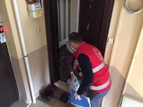 Vefa Sosyal Destek Grubu Gıda Paketi Dağıttı