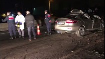 MUSTAFA KARAKAYA - Yalova'da Tıra Çarpan Otomobil Sürücüsü Öldü