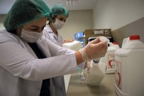 FETHİ SEKİN - Depremin Yükünü Alan Şehir Hastanesinde Maske Ve Dezenfektan Üretimi Başladı