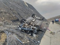 DİREKSİYON - Malatya'da Otomobil Takla Attı Açıklaması 3 Yaralı