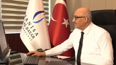 MCBÜ'de İlk Gün 35 Bin Öğrenci Uzaktan Eğitime Bağlandı