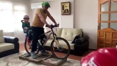 Rizeli Baba Sahilde Gezmek İsteyen Kızı İçin Bisiklet Keyfini Eve Taşıdı
