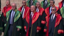 HUKUK DEVLETİ - Yargıtay Başkanı Mehmet Akarca, Anıtkabir'i Ziyaret Etti