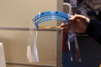 BİLİM MERKEZİ - Kocaeli Bilim Merkezi'nde 3D Koronavirüs Maskesi Üretiliyor