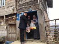 KÖY MUHTARI - Köydeki Yaşlıların İhtiyaçları Muhtar Ve İmamlar Tarafından Karşılanıyor