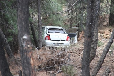 Spil Dağı'nda Otomobil Uçurumdan Uçtu Açıklaması 2 Yaralı