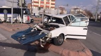 KÖPRÜLÜ - Kayseri'de Trafik Kazası Açıklaması 3 Yaralı