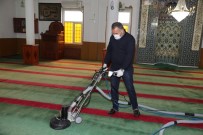 KÖRFEZ - Körfez'de 82 Cami Temizlendi