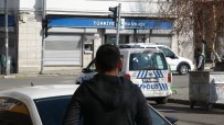 TOPLU ULAŞIM - Polis Ekipleri Anons Yapmaya Başladı Açıklaması 'Evde Kalın'