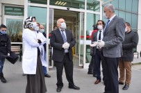 ÇAĞATAY HALIM - Sağlık Çalışanlarına Teşekkür Ve Destek Ziyareti