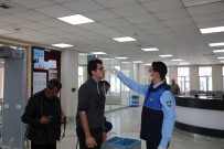 ZABıTA - Akdeniz Belediye Binasında Korona Virüs Tedbirleri