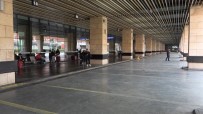 OTOBÜS SEFERLERİ - Denizli Şehirlerarası Otogarı'nda Korona Virüs Durgunluğu Başladı