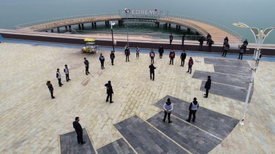 Edremit'te Korona Virüs Kapsamında Sahil Bandı Ve Mesire Alanları Gözetim Altında