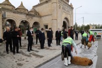 KANAAT ÖNDERLERİ - Erzincan'da Korona Virüs Salgınının Bitmesi İçin Kurbanlar Kesildi, Dualar Edildi
