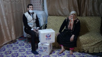 Gaziantep'te Yaşlıların Ve Kimsesizlerin Kaldığı Evler Dezenfekte Ediliyor