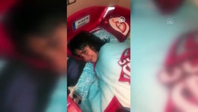 Küçük Mehmet'in Doktor Babasına Özlemi Duygulandırdı