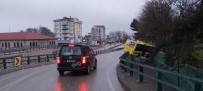 KÖPRÜLÜ - Otobüs Köprülü Kavşaktan Aşağıya Düştü