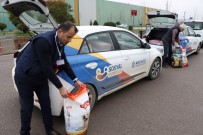 SOKAK HAYVANLARI - Büyükşehir Ekipleri, Sokak Hayvanları İçin Mama Gezdiriyor