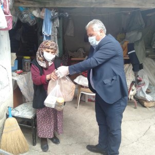 Isparta'da 'Evde Kal'an 65 Yaş Üstünde 56 Bin Vatandaşa Hizmet Veriliyor