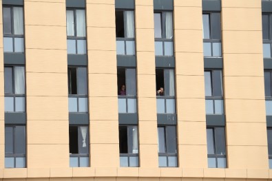 Konya'da Karantinadaki Umrecilerin Tahliyesi Ertelendi