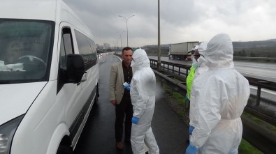 (Özel) Yasağa Uymayıp Yetki Belgesiz Erzurum'a Yolcu Taşıyan Minibüs Sürücüsüne Ceza