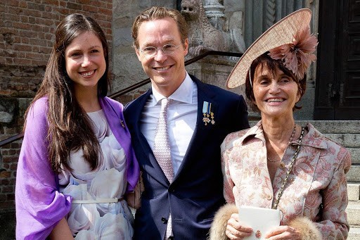 Kraliyet ailesinde koronadan ilk ölüm!