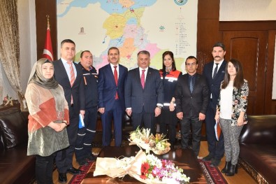 AFAD Ekibi Balıkesir Valisi Ersin Yazıcı'yı Ziyaret Etti