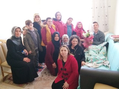 Kurs Eğitmeni Kursiyerleri İle Birlikte İdlib Gazisi Ertemiz'i Ziyaret Etti