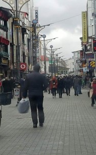 Ağrı'da Zorunlu Haller Dışında Cadde Ve Sokaklara Çıkmak Yasaklandı