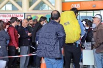 ALI POLAT - Antalya Otogarı İzin Komisyonu Önünde Aşırı Yoğunluk