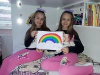 FACEBOOK - Eyüpsultanlı Çocuklar, Resimlerle 'Evdekaleyüpsultan' Dedi