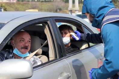 Kocaeli'ye Girişlerde Korona Virüs Denetimleri Sürdürülüyor