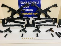 EMNIYET MÜDÜRLÜĞÜ - Telefon İle Sipariş Alarak Silah Satışı Yapan Şahıslar Yakalandı