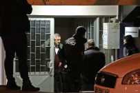 FELSEFE - 21 Yaşındaki Üniversite Öğrencisi Kız Odasında Boğazından Vurulmuş Halde Ölü Bulundu