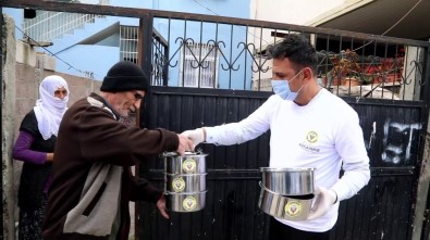 Adana'da 2 Bin Aileye Sıcak Yemek