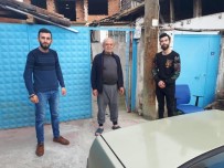 BAHÇECIK - Ahmet Amcanın Kömürlerini Gönüllü Gençler Taşıdı
