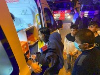 SAĞLIK EKİBİ - Anne Ve 3 Çocuğu Yangında Mahsur Kaldı