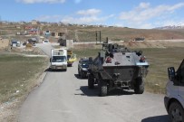 İÇIŞLERI BAKANLıĞı - Başkale'de Karantinaya Alınan Mahallelilere Yardım