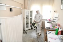 Çayırova'da Eczaneler Ve Sağlık Ocakları Dezenfekte Ediliyor