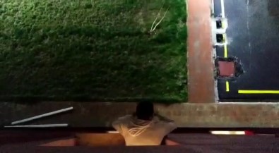 Korona Gözetiminde DJ'lik Performans